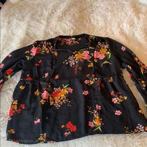 Old Navy floral blouse